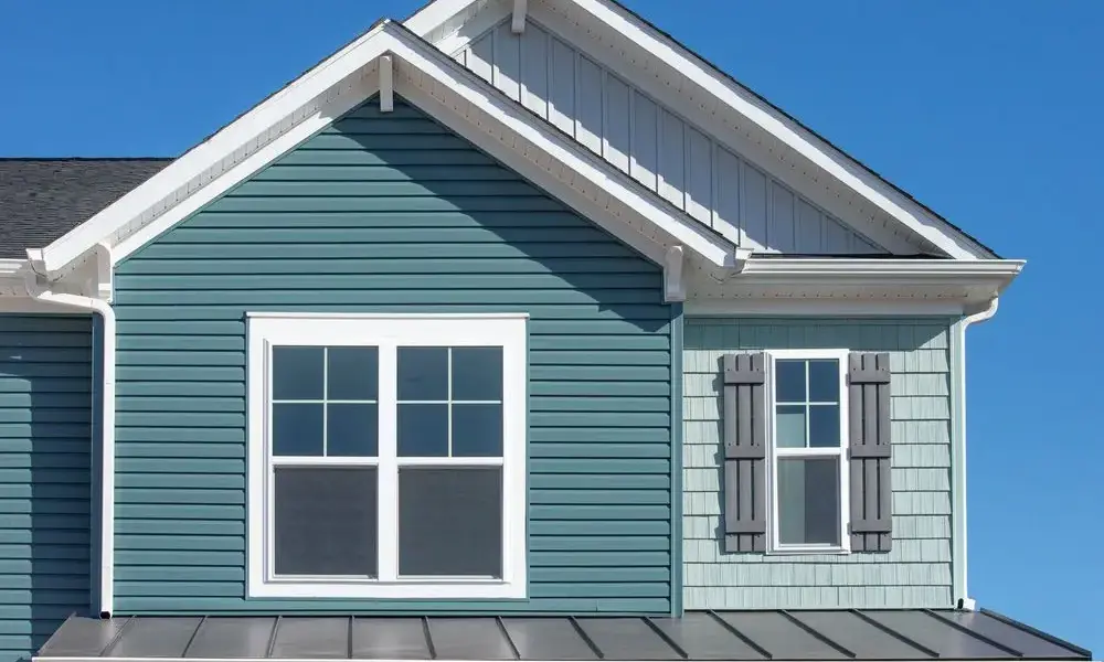 Roof repair and inspection services in Raymore